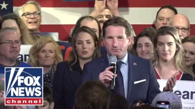 Biden challenger goes to Trump rally: 'My party is completely delusional'